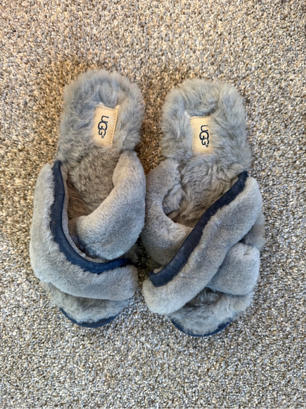 UGG Shearling Gray Plush Shearling Cross-Strap Slippers